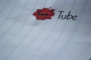 しきやなるみ(youtuber)の本名や名前とwikiプロフ!出身高校や大学はどこ?