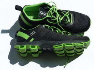 スニーカー福袋2023の中身ネタバレ!おすすめや価格について!
