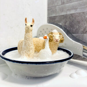 シュライヒ福袋初売り2023中身ネタバレ！発売日や予約と口コミを紹介！