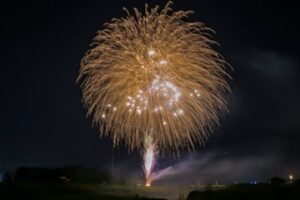 横浜開港祭2023の穴場と車で見れる場所!屋台情報や日程や混雑状況!
